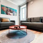 Apartamento Palazzo Marinetti - By Myhomeincomo *