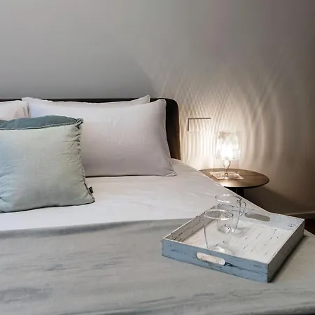 Apartamento Palazzo Marinetti - By Myhomeincomo