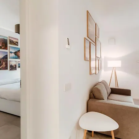 Apartamento Palazzo Marinetti - By Myhomeincomo *